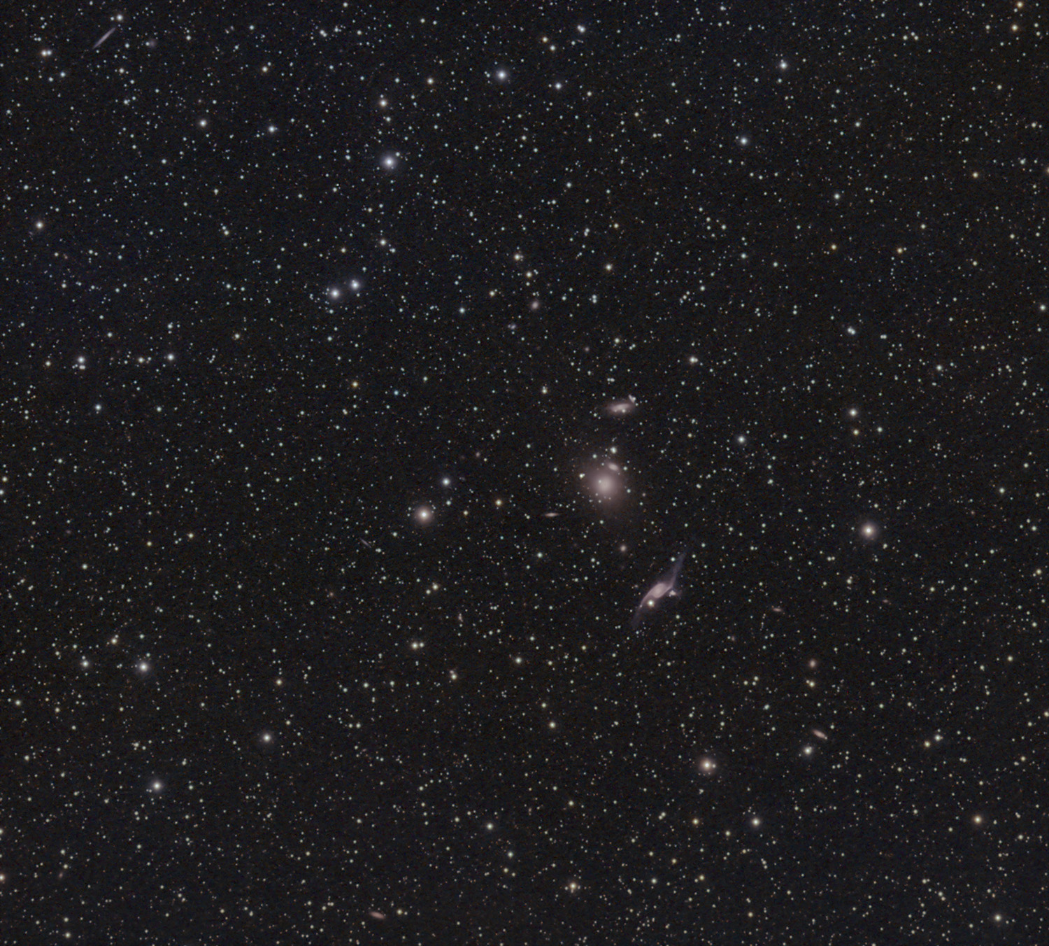 Galaxien im Pfau NGC 6877, NGC 6872, NGC 6876