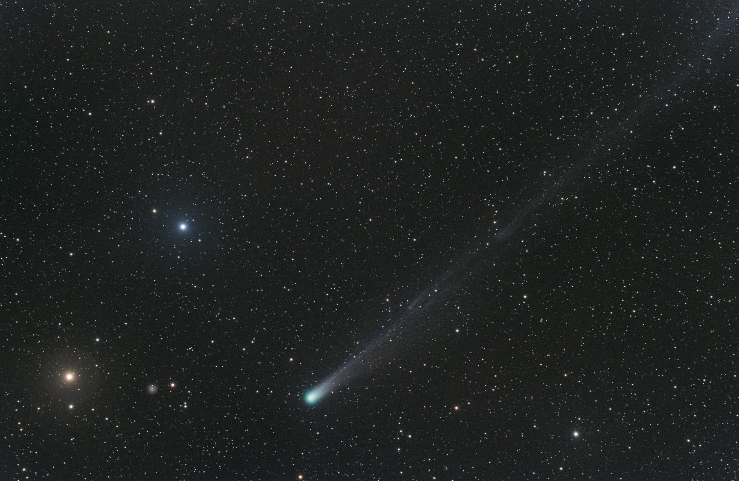 Komet Lemmon C/2025 A6 neben NGC 3184 