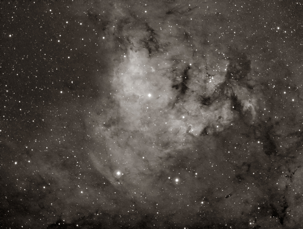 NGC7822 in H-Alpha mit größerem Winkelbereich NGC 7822