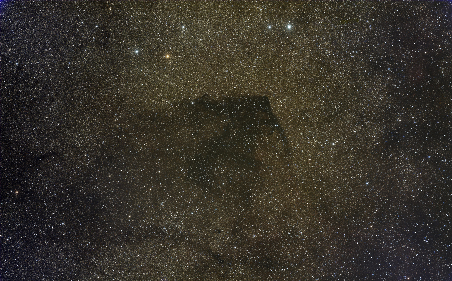 Barnard 312  im Schild NGC 6589, NGC 6595, B 312